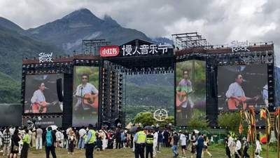 在丽江山野，读懂慢生活的浪漫