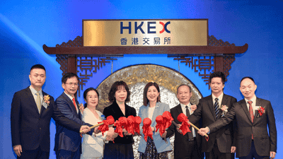 富士康打工妹拿下中国女首富，身家855亿