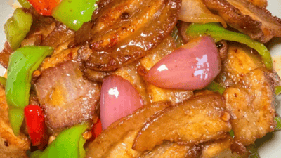 来炒一盘有灯盏窝的回锅肉?这些小技巧让你秒变厨房高手