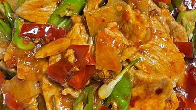 酸辣滑肉：一口入魂的家常下饭神器，厨房小白也能轻松拿捏