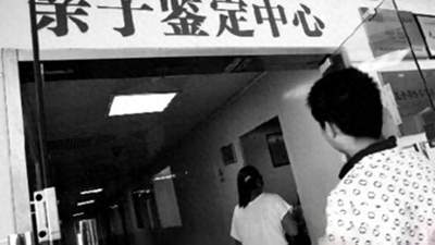 婴儿为啥不能做亲子鉴定？新生儿强制亲子鉴定，这事差点害死人