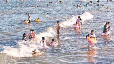 泉州暑期文旅热潮：多彩体验点燃古城魅力