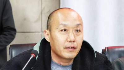 大学老师体验送外卖遇车祸后索赔一年多未果 人社局认定签合作关系难走劳动仲裁赔付