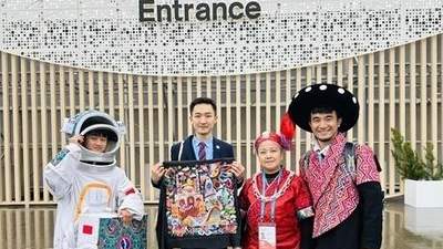 跟着大王老师寻根！贵州花江村孩子用刊物触摸家乡温度