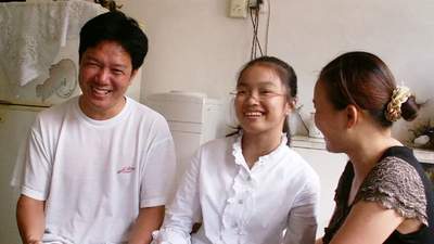 广西桂林平乐沙子镇乡邻忆王虹：16岁被北大录取时，她的父母为何这般淡定