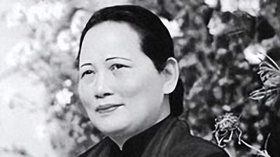宋庆龄晚年提天安门纪念碑 忆与毛泽东共历的时代变迁与人民英雄内涵