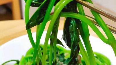 立秋后红薯叶成餐桌热门食材 跟着做两道家常料理 清爽养人还能顾脾胃