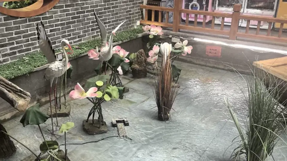 烟火人间味,鲁菜暖人心:一家本地餐馆的坚守与温度