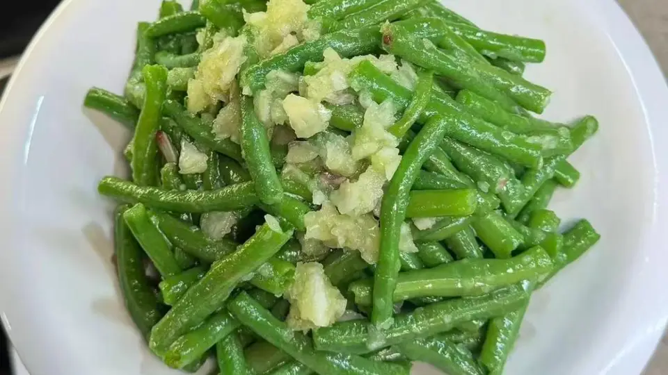 伏天做蒜泥拌豆角有诀窍 多元活动里的爽口凉菜这样做才够味