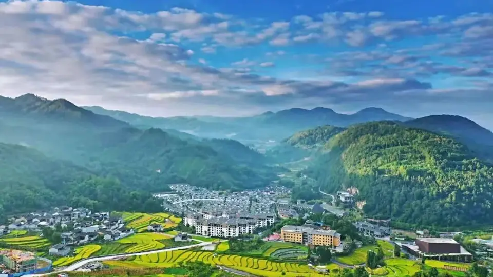 旅居云南,幸福腾冲 :把日子过成四季恒温的天然疗愈