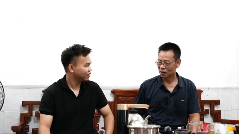 寻韵千年山茶史，对话会长品茶香｜我院 “笃志向善” 突击队走访茶叶协会卢会长
