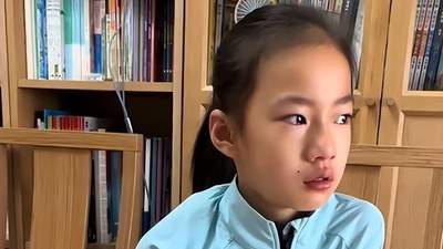 “早餐这么丰盛,女儿却翻白眼”,网友忍不了:饿她几顿就老实了