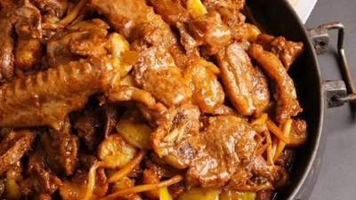 柳州宜州/鹿寨、全州人气特色菜尝鲜指南 酸甜焦脆扣肉+鲜辣爽口红油米粉 还有夜市灵魂螺蛳鸭脚煲 从柳州驱车几十公里都要打卡的小众美食体验