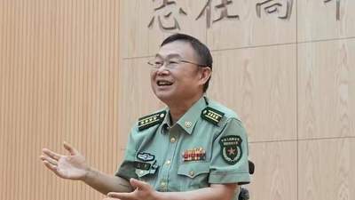 从病房到教室，那些“寂静”里的坚定力量