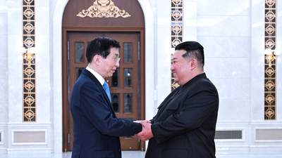 王沪宁对朝鲜进行正式友好访问