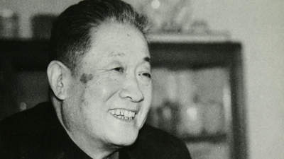 跟着珍贵藏品穿越历史，和我们一起纪念刘白羽先生诞辰110周年