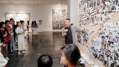 直面图像时代文化记忆与时代追问 李枪艺术展邀你共探书本碎片里的信息时代真相