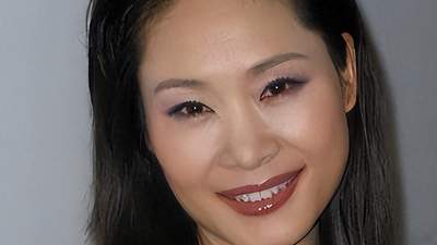 大衣哥也没想到，郭兰英离世仅 1 天，于文华竟因一个举动大赚口碑