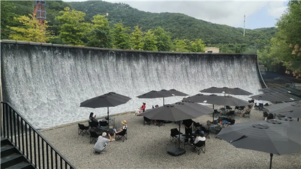 青山叠翠引客来,近郊微度假出圈!大连岔鞍村打造文旅新名片