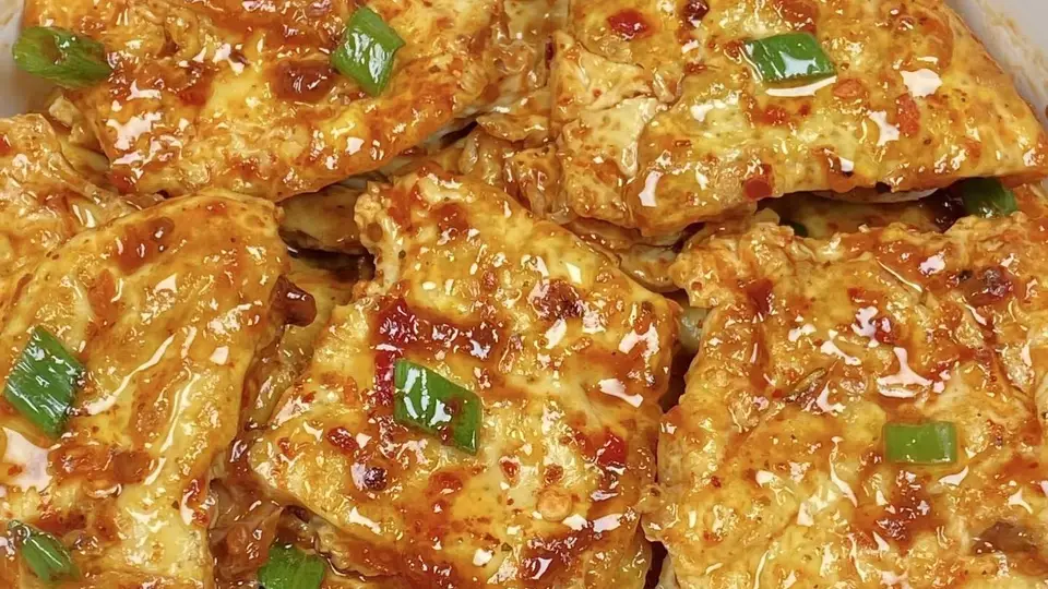酱香鸡蛋：一勺酱汁，让平凡鸡蛋变身米饭杀手