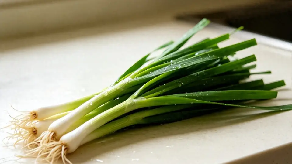 想吃韭菜先看体质！多元人群需避开的食用禁忌与活动贴士
