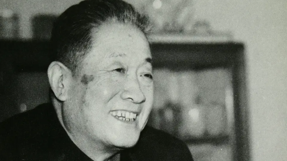 跟着珍贵藏品穿越历史,和我们一起纪念刘白羽先生诞辰110周年