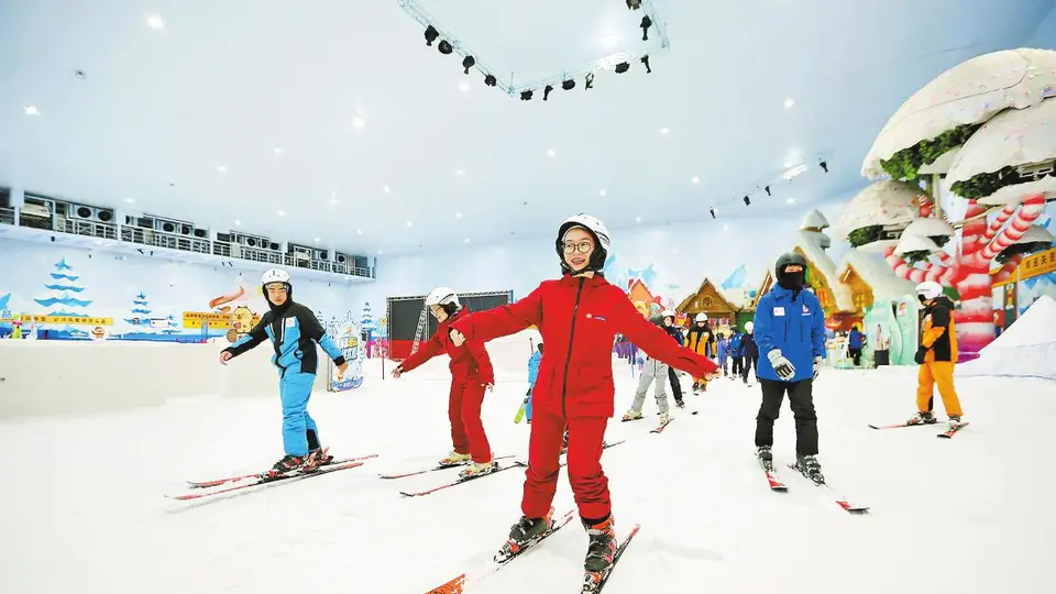来昆明热雪奇迹滑雪、逛大理古城 暑期赴滇参与多元入境游的中外游客都玩嗨了