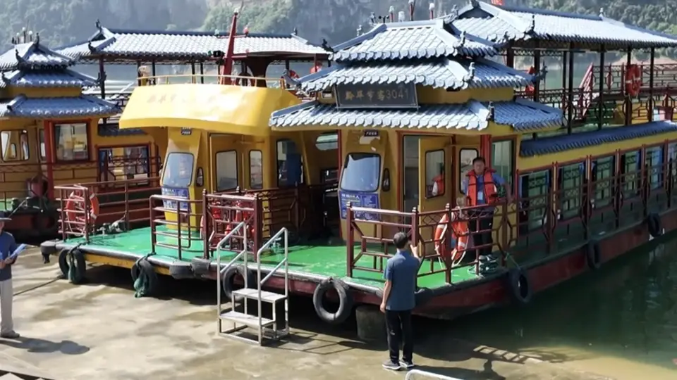 中央安全生产考核巡查组暗访贵州毕节：某景区游船安全培训流于形式