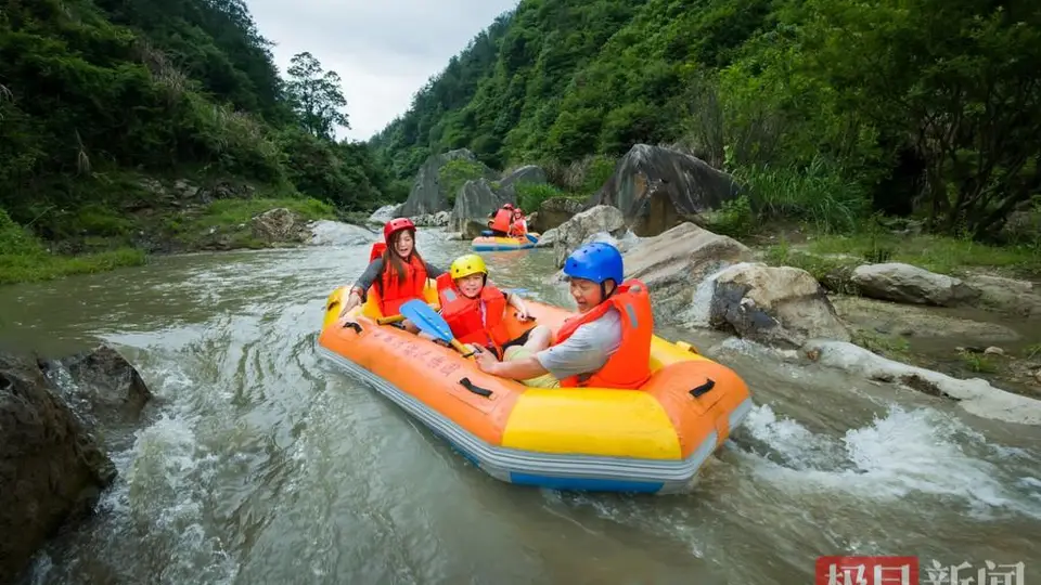 湖北浠水 “凉资源”激活“热消费” 避暑经济“热”力十足