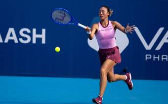 13记Ace！WTA雅典站-郑钦文2-0资格赛选手 重返巡回赛八强