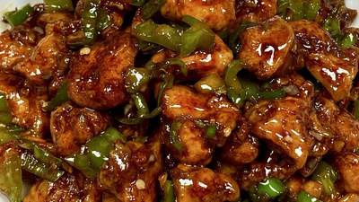 焦香嫩滑小炒鸡腿肉：一口入魂的家常下饭神器