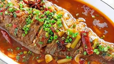 炖鱼也能玩出花样!3款香料搭配解锁软嫩回甘,孩子天天追着要吃