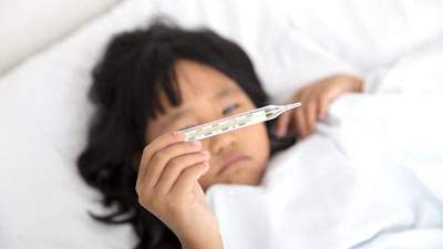 12岁女孩发烧3天以为感冒，竟确诊脑炎！医生提醒：早期信号别错过
