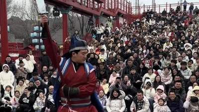 当NPC涌入景区