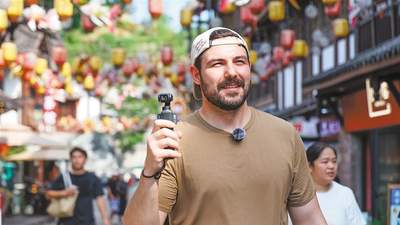 多元体验解锁入境游热潮 中外游客共赴中国各式精彩旅程