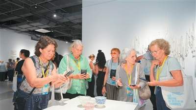 参与第三届景德镇国际陶瓷艺术双年展，共探全球陶瓷文化的未来新方向