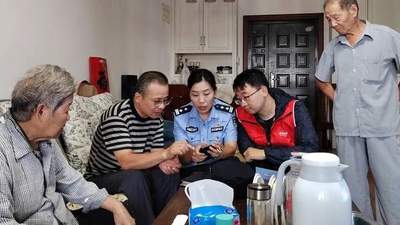从小摸爷爷弹片伤疤的女警 扎根军民社区成贴心人