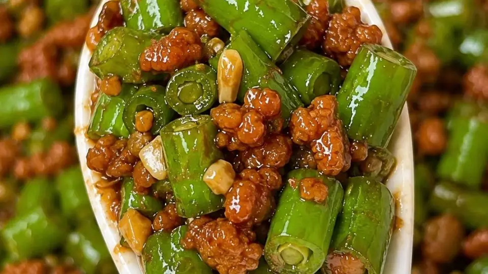 厨房小白也能玩转的快手佳肴 肉末炒豆角炒出焦香镬气与鲜浓汤汁