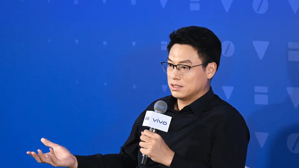 vivo黄韬:折叠屏竞争已从硬件转向体验,同代只做一个版本