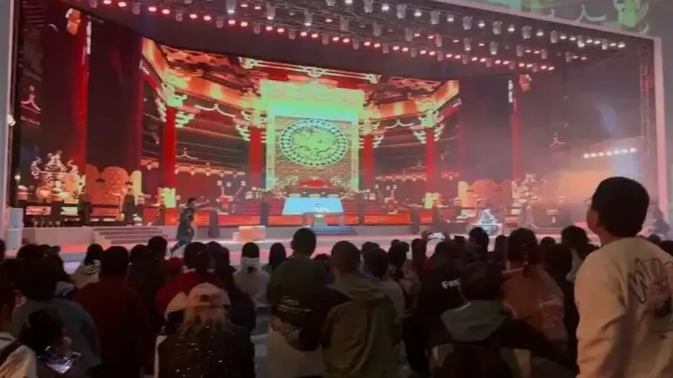 欧式城堡+全息演艺 门票周周送！世界欢乐城入驻哈报“惠游冰城”