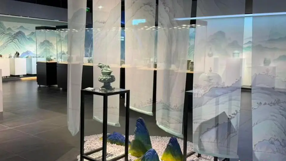 “青境·共生——汝瓷与龙泉青瓷当代艺术对话展”启幕