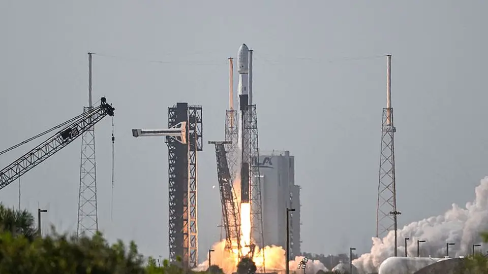 从SpaceX财报看惊人资本布局 投资者为何对火箭残骸撞击月球和美股暴跌存疑？