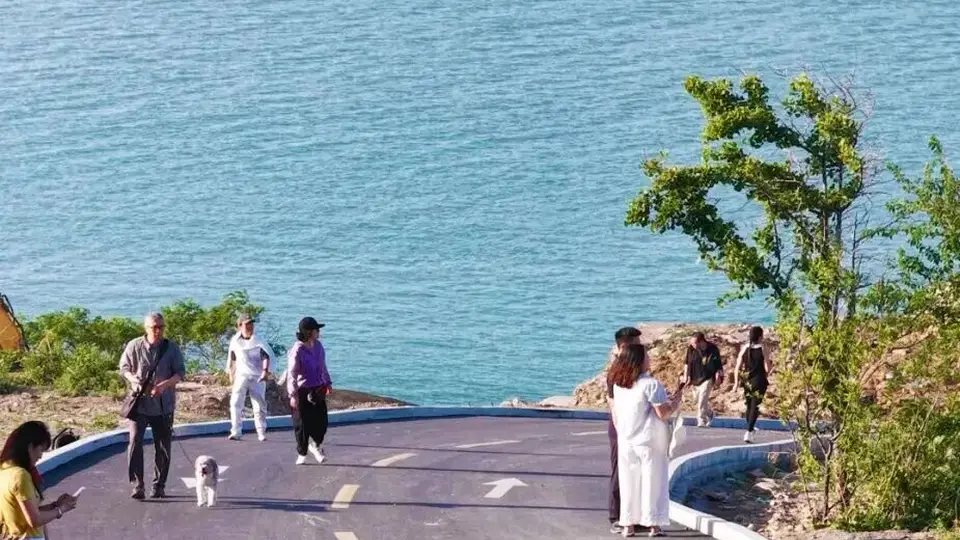 来连云港西连岛 追着日落赶海打卡海景餐吧 解锁小众又治愈的海边慢时光