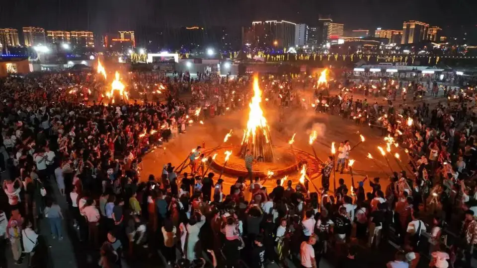 旅游倡议｜火把节游邛海，勿忘携带这份“文明”