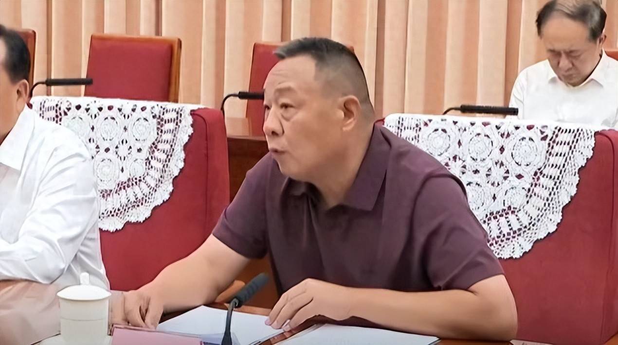 于东来亮相新闻联播！此前“胖东来经验”已被写进9部门政策文件，商务部两度点名"胖东来"