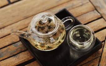 三伏天菊花别直接泡水，6款家常搭配，喝出清润好状态