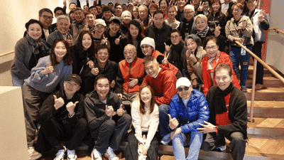 周润发为跑步女爱徒拉伸，曾差点被传成绯闻！