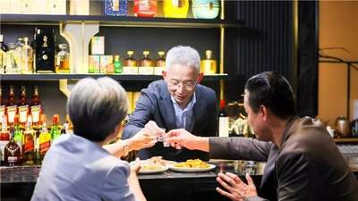 《舍得智慧人物》第八季开播，三个过来人聊高考