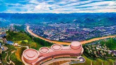 为什么酱香酒主要集中在赤水河流域？这和当地的气候、水质、微生物有什么关系