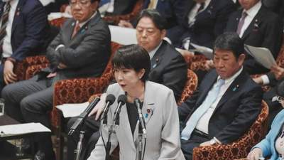 82比0结果曝光，小泉进次郎话音刚落，东京爆发万人游行，高市早苗被催下台！